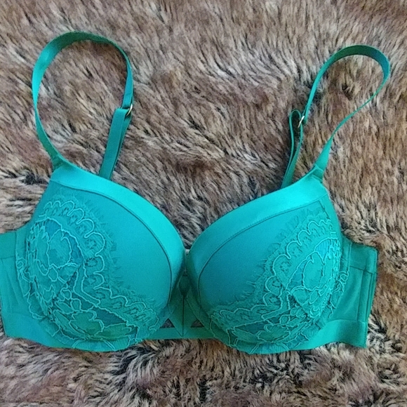 Victoria's Secret Other - Victoria's Secret Very Sexy Push-up Pigeonnant Bra